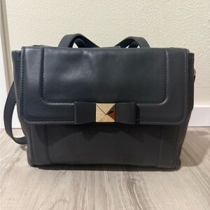 Kate Spade Grey 2 way handBag with Gold Accents